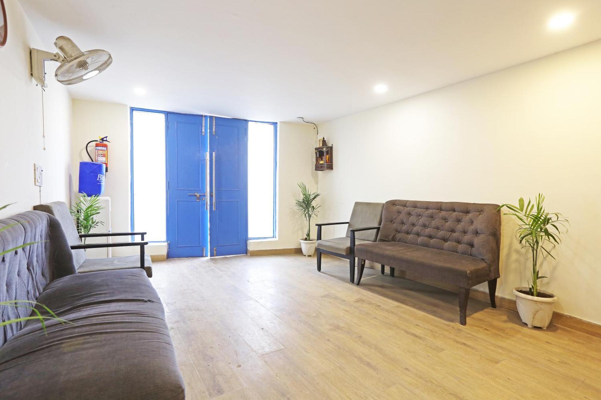 Hotel Twamev Residency Uttam Nagar Couple Friendly دلهي المظهر الخارجي الصورة