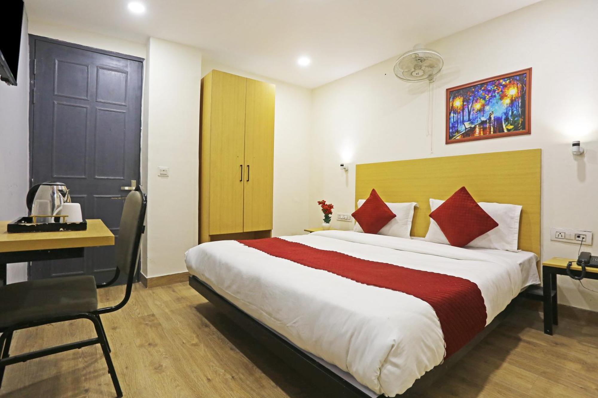 Hotel Twamev Residency Uttam Nagar Couple Friendly دلهي المظهر الخارجي الصورة