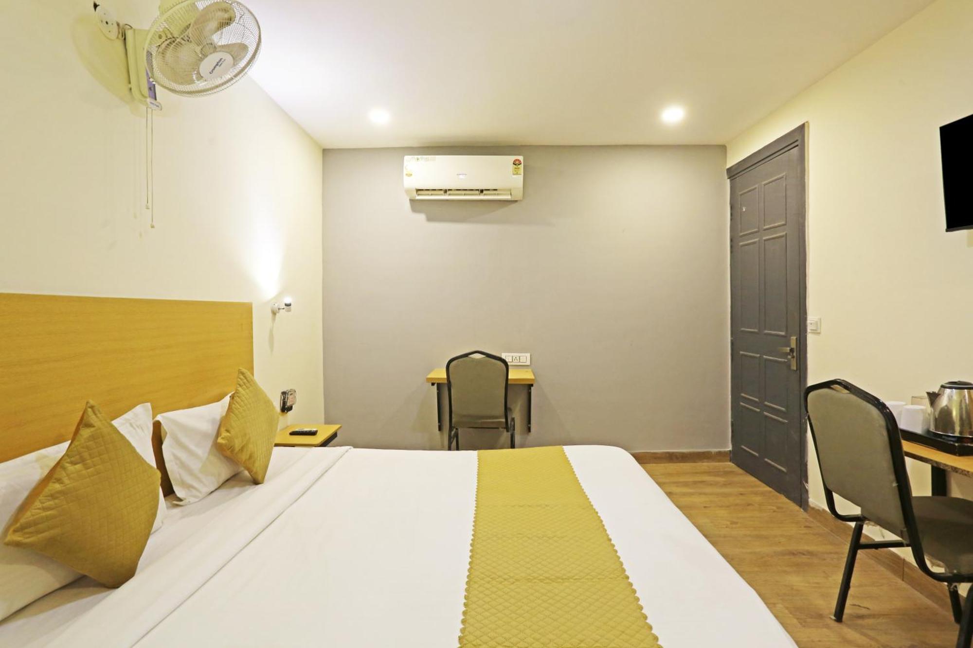 Hotel Twamev Residency Uttam Nagar Couple Friendly دلهي المظهر الخارجي الصورة