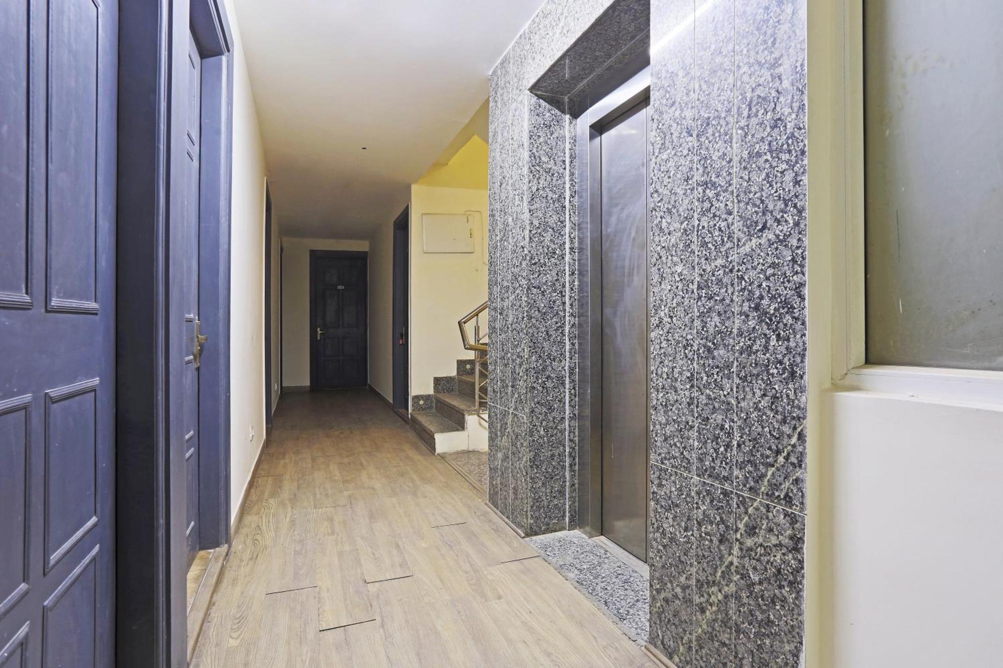 Hotel Twamev Residency Uttam Nagar Couple Friendly دلهي المظهر الخارجي الصورة