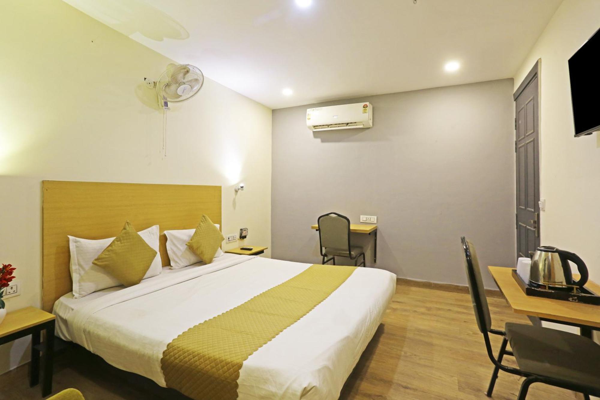 Hotel Twamev Residency Uttam Nagar Couple Friendly دلهي المظهر الخارجي الصورة