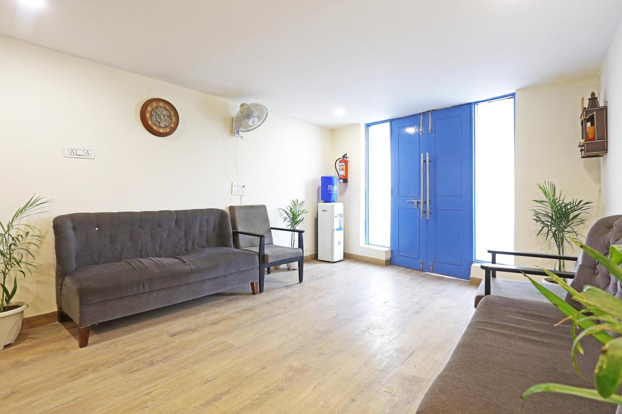 Hotel Twamev Residency Uttam Nagar Couple Friendly دلهي المظهر الخارجي الصورة